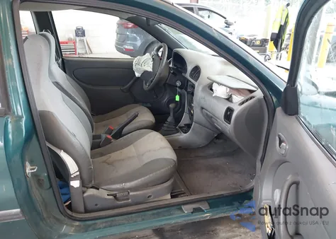 1998 Chevrolet Metro z USA, uszkodzony, nr VIN 2C1MR2267W6714161